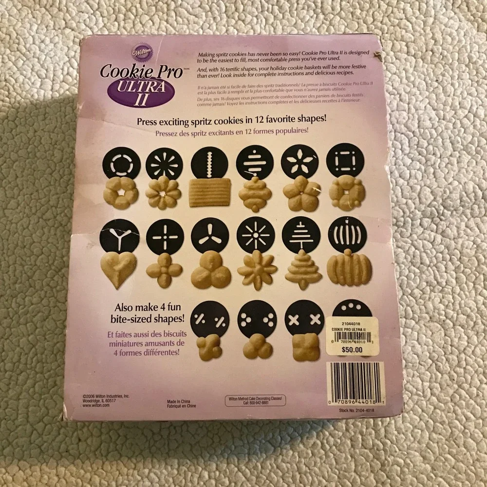 Wilton Cookie Pro Ultra II Cookie Press 16 Disks Spritz Maker 2104-4018 Silver